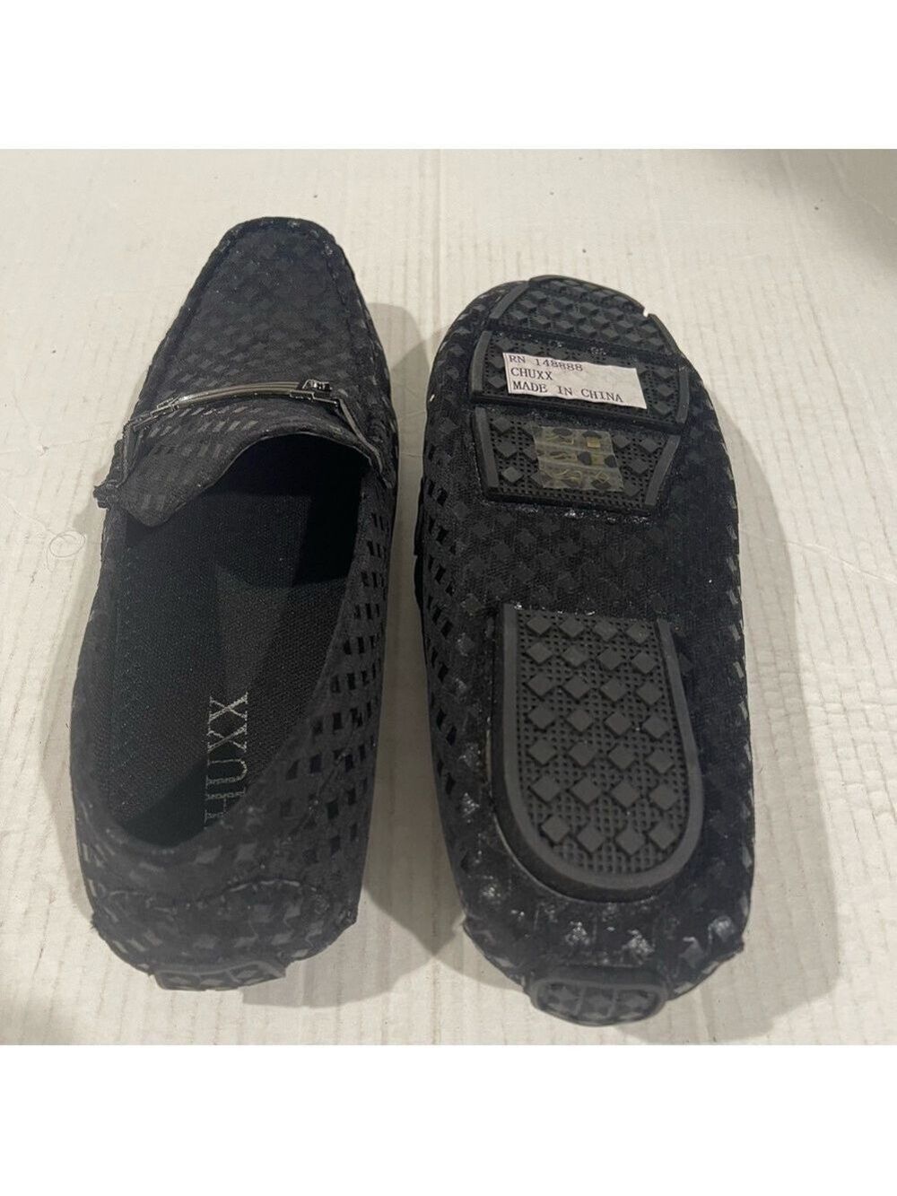 Men’s Chuxx Checkered Black Velvet Loafers Size 8.5 US! - Picture 6 of 6